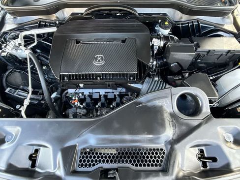 Used 2024 Acura MDX w/ Technology Package FWD image 18