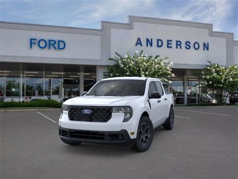 New 2026 Ford Maverick XLT w/ XLT Luxury Package image 2