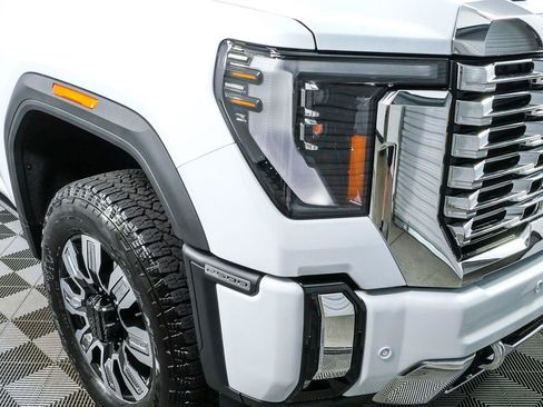 New 2026 GMC Sierra 2500 Denali w/ Denali Reserve Package AWD/4WD image 35