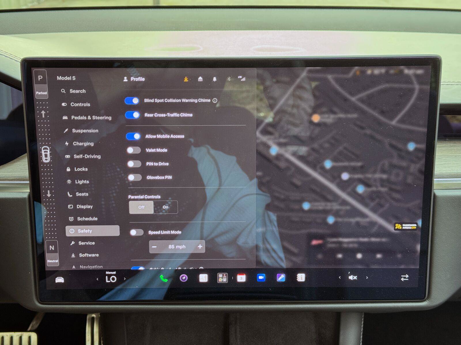 Used 2022 Tesla Model S AWD/4WD image 30
