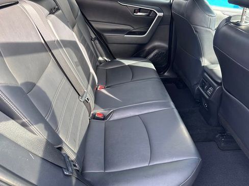 Used 2021 Toyota RAV4 XLE Premium FWD image 13
