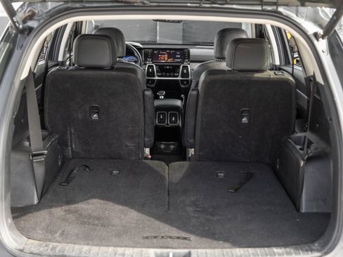 Used 2021 Kia Sorento SX Prestige image 28