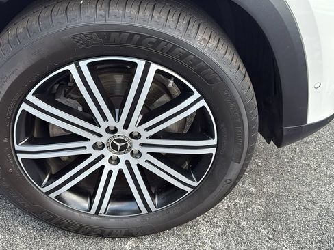Certified 2025 Mercedes-Benz GLE 350 4MATIC image 9