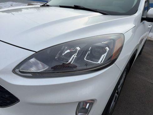 Used 2020 Ford Escape SEL image 8