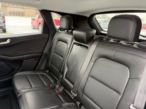 Used 2022 Ford Escape SEL image 16