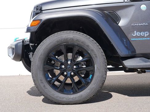 Used 2023 Jeep Wrangler Unlimited Sahara w/ Cold Weather Group image 11