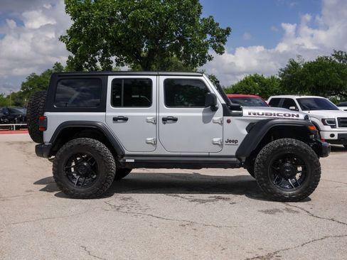 Used 2024 Jeep Wrangler Unlimited Rubicon w/ Convenience Group image 5