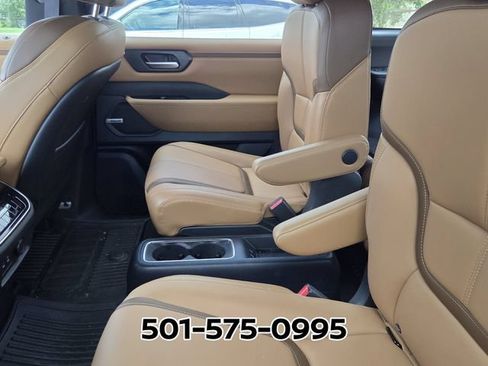 Used 2026 Nissan Armada SL w/ Captain's Chari Seat Package AWD/4WD image 11