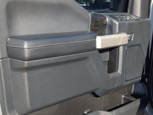 Used 2022 Ford F250 Lariat w/ Lariat Ultimate Package image 14