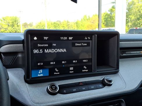 Used 2024 Ford Maverick XLT image 9