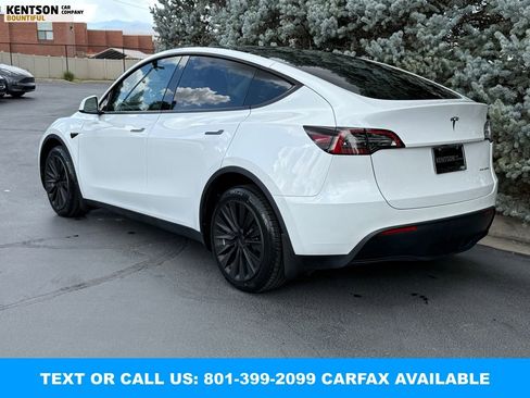 Used 2023 Tesla Model Y Long Range AWD/4WD image 6