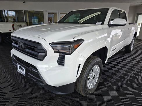 New 2026 Toyota Tacoma SR5 AWD/4WD image 7