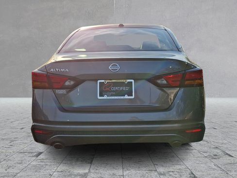 Used 2019 Nissan Altima 2.5 SR FWD image 5