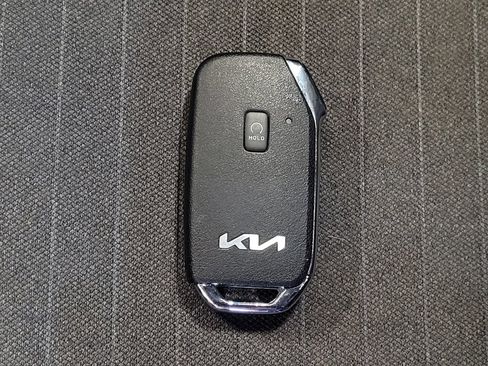 Used 2022 Kia Seltos S AWD/4WD image 32