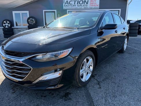 Used 2022 Chevrolet Malibu LS FWD image 1