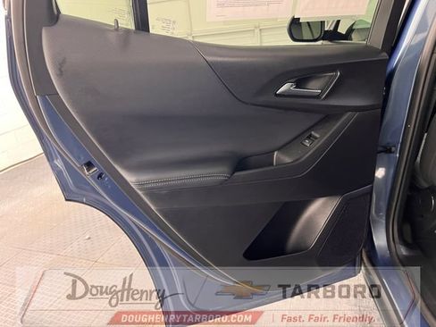 Used 2025 Chevrolet Equinox LT FWD image 31