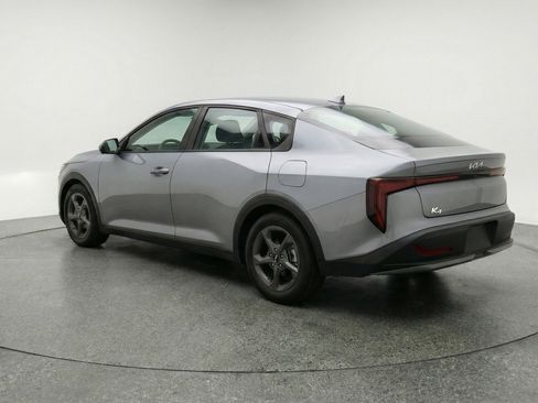 Used 2025 Kia K4 FWD image 6