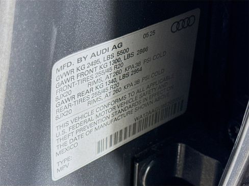 Certified 2025 Audi Q5 Premium Plus w/ Premium Plus image 33