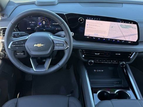 New 2026 Chevrolet Suburban LT w/ Comfort Package image 11