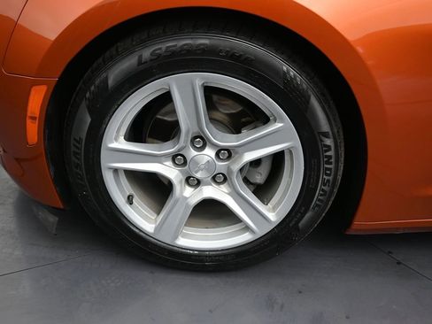 Used 2024 Chevrolet Camaro LT image 9