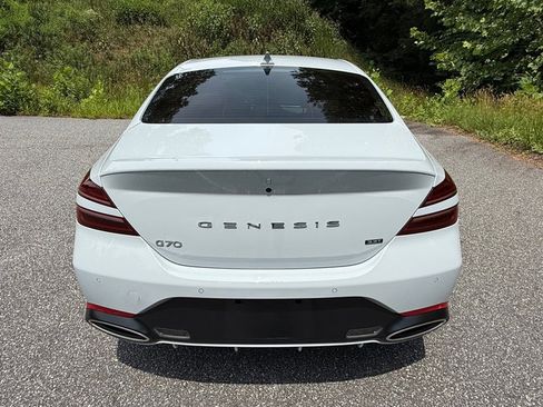 Used 2023 Genesis G70 3.3T w/ Sport Prestige Package RWD image 7