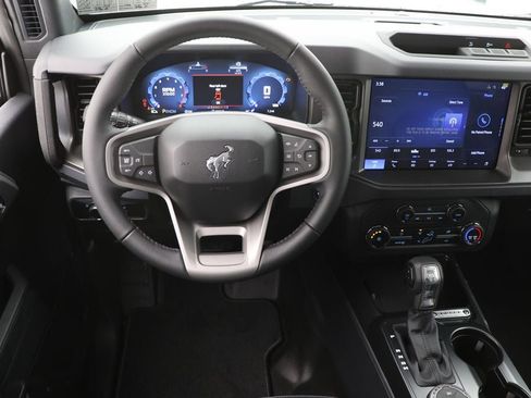 New 2025 Ford Bronco Big Bend w/ Black Appearance Package image 13