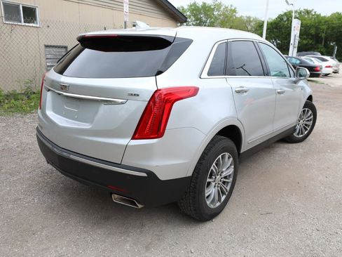 Used 2017 Cadillac XT5 Luxury w/ LPO, Wheel Lock Package FWD image 6
