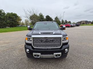 Used 2019 GMC Sierra 2500 Denali w/ Duramax Plus Package AWD/4WD video 2