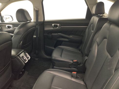 Used 2021 Kia Sorento SX FWD image 18