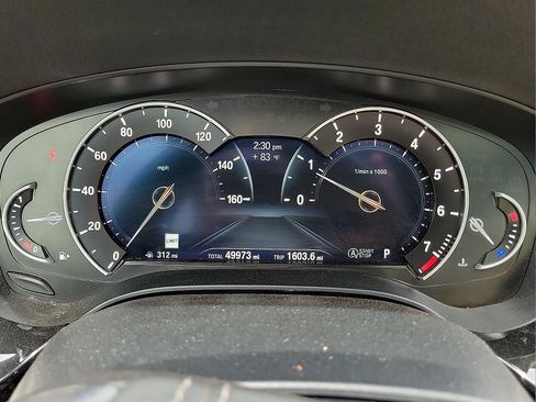 Used 2018 BMW 530i xDrive AWD/4WD image 18