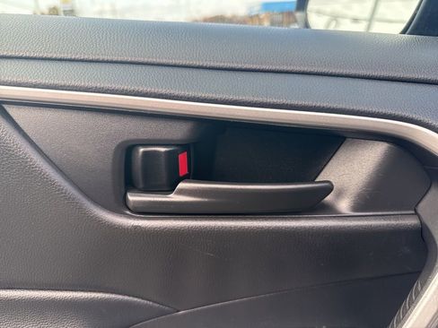 Used 2024 Toyota RAV4 LE image 10