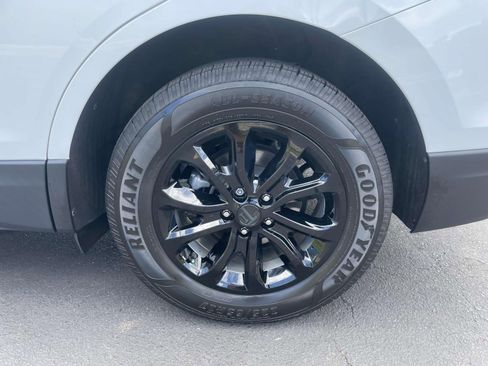 Used 2018 Chevrolet Equinox LT FWD image 7