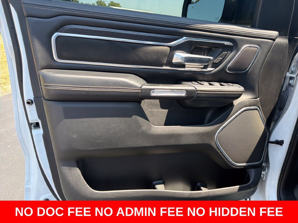 Used 2023 RAM 1500 Laramie AWD/4WD image 12
