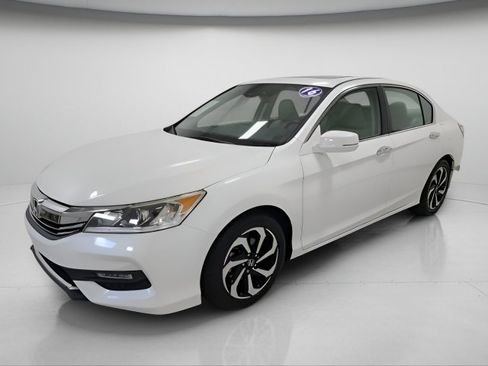 Used 2016 Honda Accord EX-L image 3