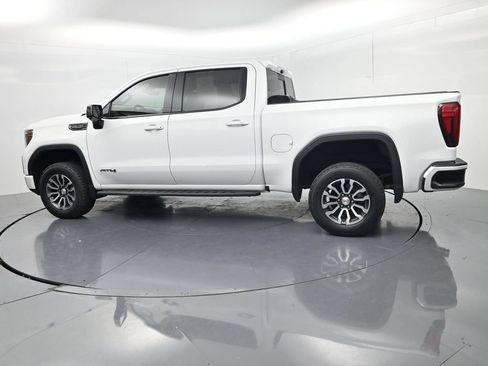 Used 2021 GMC Sierra 1500 AT4 w/ AT4 Premium Package AWD/4WD image 5