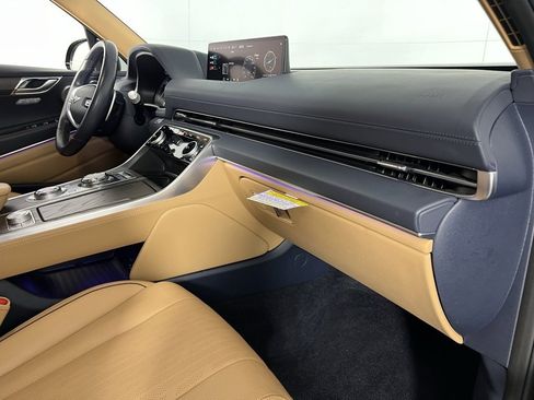 Used 2023 Genesis GV80 2.5T w/ Prestige 20" Package image 37