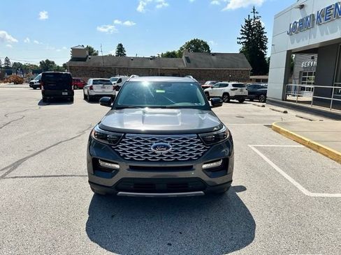 Certified 2021 Ford Explorer Platinum w/ Equipment Group 601A AWD/4WD image 2