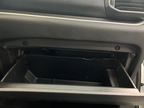 Used 2021 Ford Explorer XLT w/ Equipment Group 202A image 29