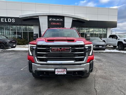 Used 2025 GMC Sierra 2500 SLE image 8