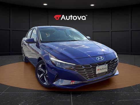 Used 2023 Hyundai Elantra Limited FWD image 7