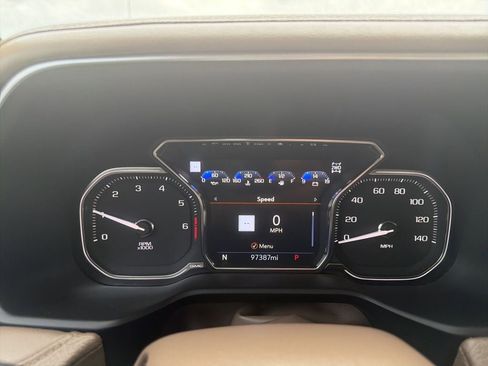 Used 2021 GMC Yukon XL Denali AWD/4WD image 31