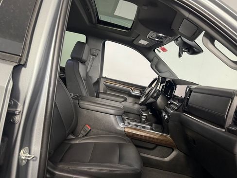Used 2024 GMC Sierra 1500 Elevation w/ Elevation Premium Package AWD/4WD image 25