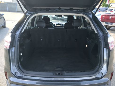 Used 2019 Ford Edge SEL w/ Equipment Group 201A image 32