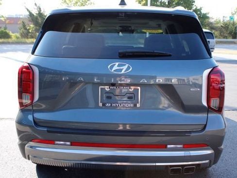 Certified 2025 Hyundai Palisade Calligraphy AWD/4WD image 6