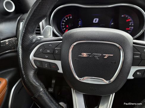Used 2015 Jeep Grand Cherokee SRT AWD/4WD image 34