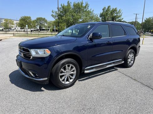 Used 2017 Dodge Durango SXT w/ Quick Order Package 23B AWD/4WD image 2