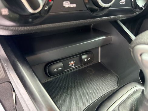 Used 2021 Kia Soul S FWD image 29