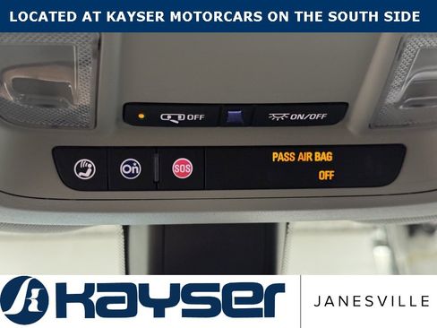 Used 2018 Chevrolet Equinox LT image 30