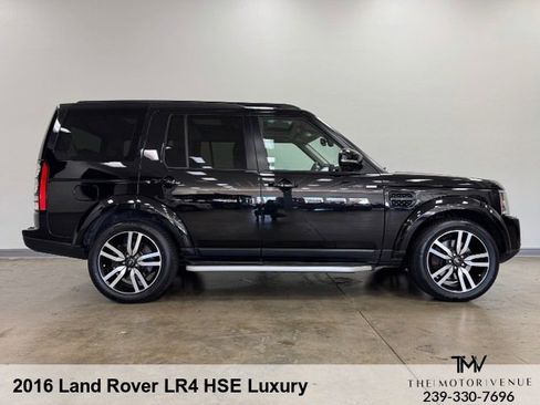 Used 2016 Land Rover LR4 HSE LUX image 12