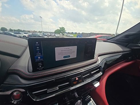 Used 2025 Acura MDX Type S AWD/4WD image 21